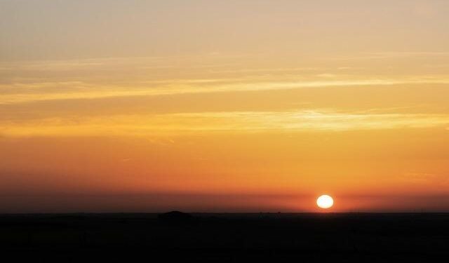 Rubio and Witkoff are meeting with Ukraine’s negotiators in Florida as Trump pushes to broker a deal – NPR