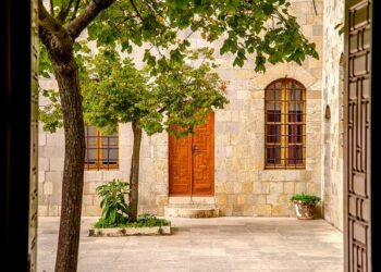 Lebanon and Israel hold first direct talks since 1983 – Middle East Eye