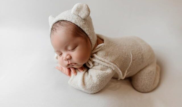 She Held Her Baby for an Hour. Then the State Took Her Away. – The New York Times