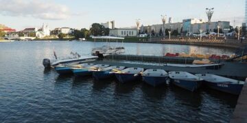 Belarus leader hosts US envoy as he seeks to improve his country’s ties with the West – ABC News