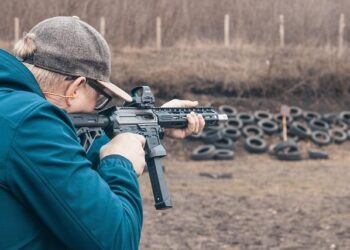 Youngest Bondi Beach shooting victim mourned as Texas rabbi recovers from wounds sustained trying to help – CBS News