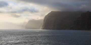 Spain formalises 100-unit order with Airbus Helicopters, becomes H175M launch customer – FlightGlobal