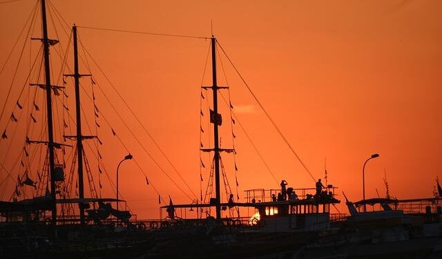 ‘Shadow ship’ stopped! Finland seizes vessel suspected of damaging underwater telecom cable – TVP World