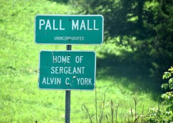 East TN restaurateur Chad Kennedy dies at 48 – WBIR