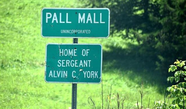 East TN restaurateur Chad Kennedy dies at 48 – WBIR