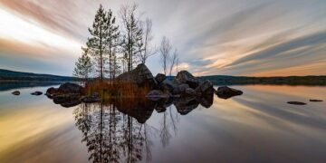 Sweden holds off Czechia to win first World Junior gold since 2012, Canada takes bronze – The Athletic – The New York Times