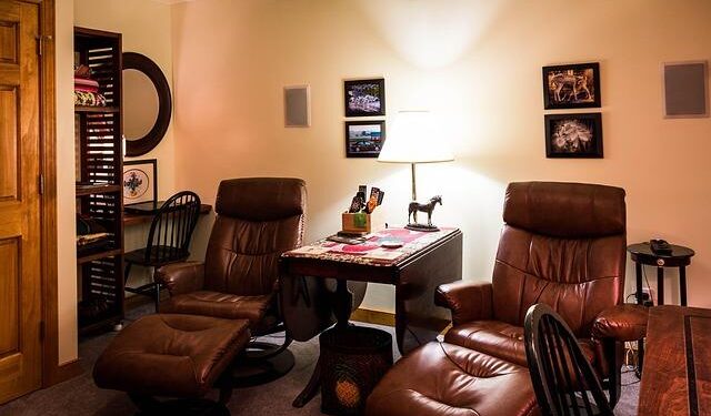 EAM Jaishankar holds talks with Luxembourg PM Luc Frieden to strengthen India-EU cooperation – myind.net