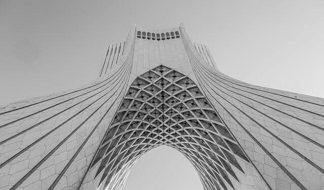 Report: Over 200 Dead In Tehran As Regime Forces Open Fire On Protesters – i24NEWS