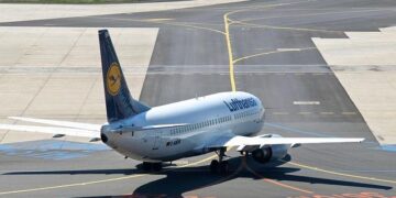 United Airlines Unveils Thrilling New Routes to Paradise in Tahiti!