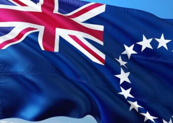 Hōkūleʻa Sets Sail on a Groundbreaking Voyage: A 40-Year Reunion from the Cook Islands to New Zealand!