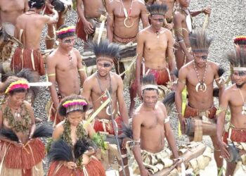 Unveiling the Hidden Treasures of Papua New Guinea: An Adventure Through Paradise