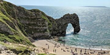 Henry Arundell’s Spectacular Try Leads Team to Triumph Over Fiji!