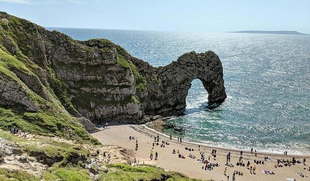 Henry Arundell’s Spectacular Try Leads Team to Triumph Over Fiji!