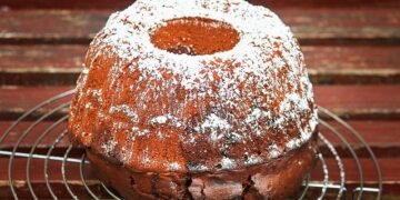 Kenya’s Sugar Factory Workers End Strike After Government Commits to Clear Back Pay