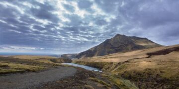 Discover Iceland’s Mosquito-Free Haven: How Climate Change is Shaping the Future!