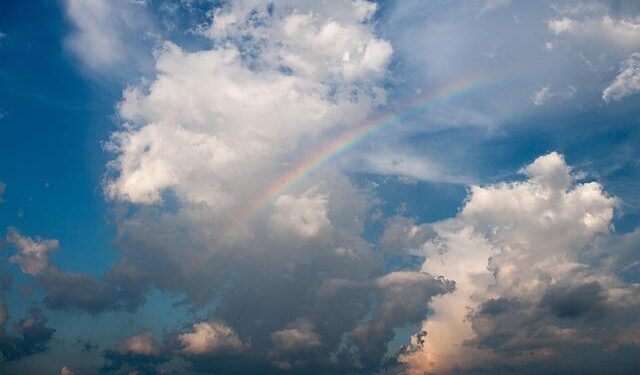 Algeria Takes a Bold Step: Airspace Shut to Emirati Flights!