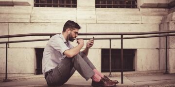 Unleashing Potential: The Surprising Effects of Smartphones on Athletic Performance