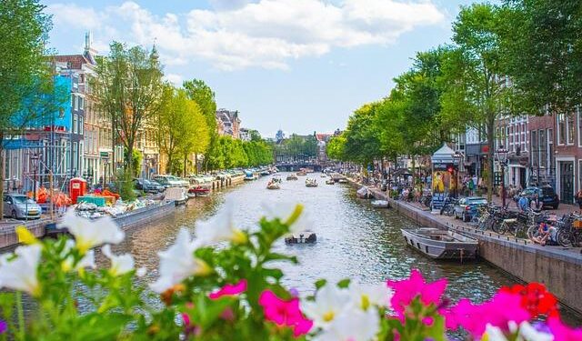 Revolutionary Electric Dredger Unveiled by Netherlands’ Dekker Group!