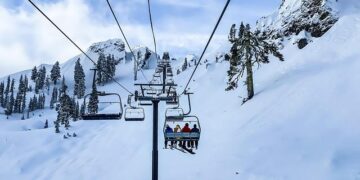 Heartbreaking Avalanche in the Italian Alps Takes the Lives of Two Skiers Just Before the 2026 Winter Olympics