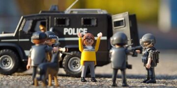 Major Police Operation in South Belfast Leads to Four Arrests!