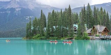 Canada’s Epic Comeback: Securing a Spot in the Men’s Olympic Hockey Final Against Finland!