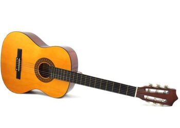 Wales Reunites with Wing Sensation Ellis Mee for Thrilling Six Nations Clash Against Ireland!