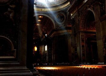 Pedro Sánchez: A Global Star Facing Challenges in His Own Backyard