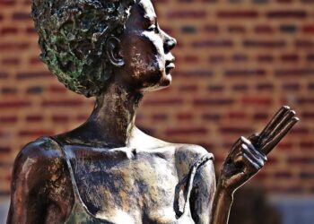 Bronze and Stanway Spark England’s Triumph Against Iceland in Women’s World Cup Qualifiers!