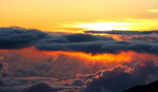 Prepare for a Soaking: Heavy Rain on the Horizon as Kona Low Approaches!