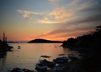 Unveil Croatia’s Hidden Gem: Explore the Most Enchanting Beaches!