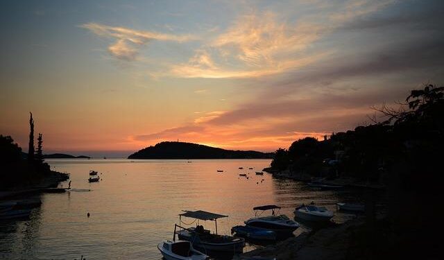 Unveil Croatia’s Hidden Gem: Explore the Most Enchanting Beaches!