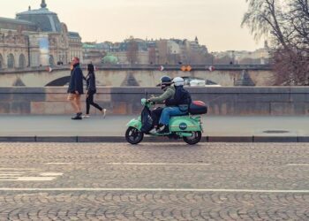 France Calls on Israel to Prioritize Humanitarian Concerns Amid Ground Operations in Lebanon