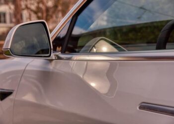 Tesla Faces Tough Competition from Chinese Rivals in Europe