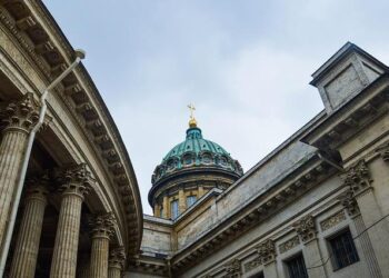 Russia Cashes In: How Soaring Energy Prices Are Boosting Its Economy Amid Ongoing Turmoil