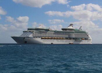 New Caledonia’s Domestic Airline on the Brink: What Travelers Need to Know