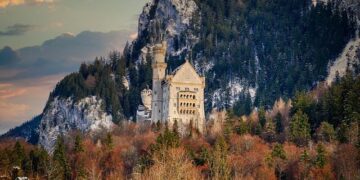 Get Ready for Drama-Free Fun: Kristin Cavallari Teases Exciting Laguna Beach Reunion This Friday!