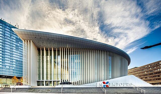 Banque de Luxembourg S.A. Makes Bold $111,000 Investment in Canadian National Railway: A Strategic Game Changer?