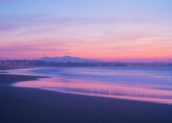 New Zealand Deepens Ties with Niue as Cook Islands Relations Face Challenges