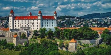 Slovakia Stands Firm: Defying the EU’s Ban on Russian Gas Imports!