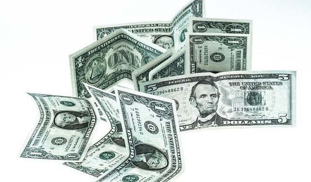 Dollar Stays Resilient as Middle East Ceasefire Remains Uncertain