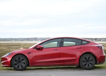 Tesla’s FSD Hits 10 Million KM Milestone in the Netherlands in Just One Month!