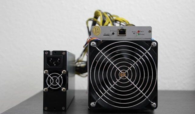 Transforming Income: The Game-Changing Impact of Crypto and Starlink on Universal Basic Income