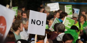 Mass Protests Lead to Resignation of Moldovan Radio/TV Chief Following Controversial Eurovision Decision