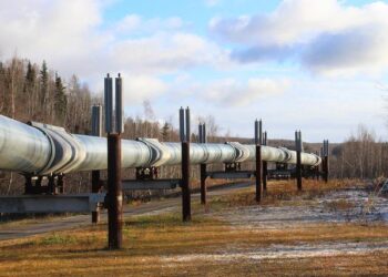 Russian Oil Flows at Full Throttle Through Druzhba Pipeline to Hungary and Slovakia!