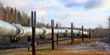Russian Oil Flows at Full Throttle Through Druzhba Pipeline to Hungary and Slovakia!