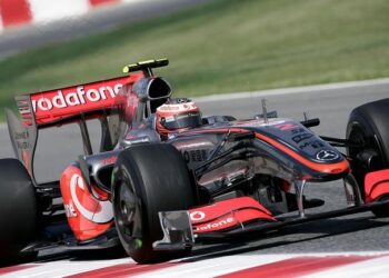 McLaren Unveils Eye-Catching New Winglet Design, Embracing Monaco’s Tech Revolution!