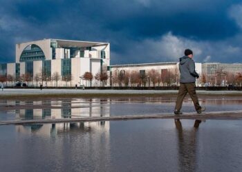 Breaking the Cycle: Navigating the Stagnant Terrain of Kosovo’s Political Landscape
