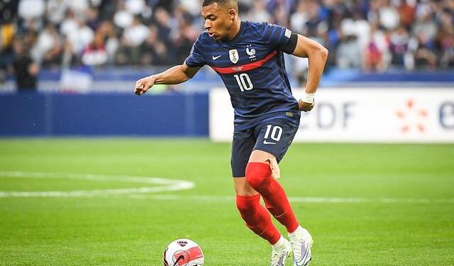 Kylian Mbappé’s Thrilling Clash with Senegal: A Deep Dive into the Stats!