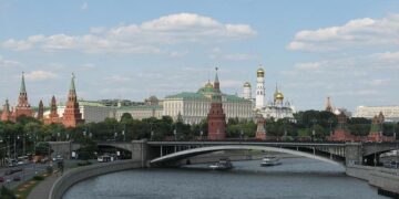 Kremlin Skeptical: Will Starmer’s Exit Change the UK’s Approach to Russia?