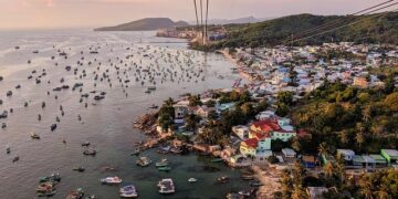 Rising Above the Chaos: Exploring Antananarivo’s Cable Car Dilemma and Madagascar’s Transport Woes